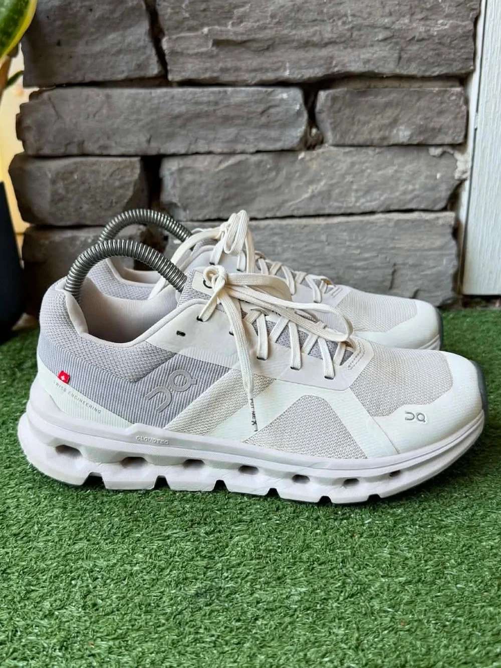 On Running Cloudrunner Gray/White Womens Sneakers